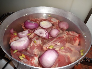 We used 16 kg whole lamb as we had guests that day :D